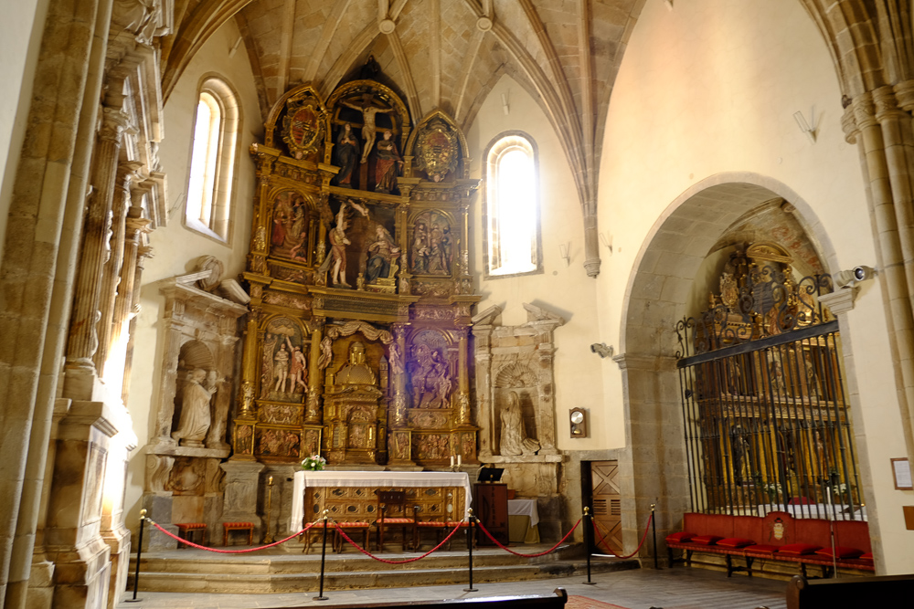 Altar mayor de la Colegiata.